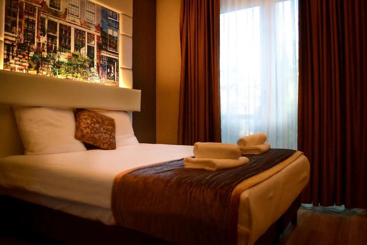 Hotel Mosaic City Centre Amsterdam 3*,